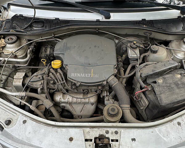 Серый Дачия Logan MCV, объемом двигателя 1.6 л и пробегом 211 тыс. км за 4300 $, фото 8 на Automoto.ua