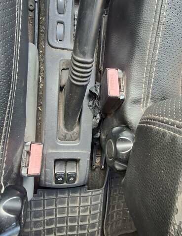 Серый Дачия Logan MCV, объемом двигателя 1.6 л и пробегом 256 тыс. км за 4100 $, фото 4 на Automoto.ua