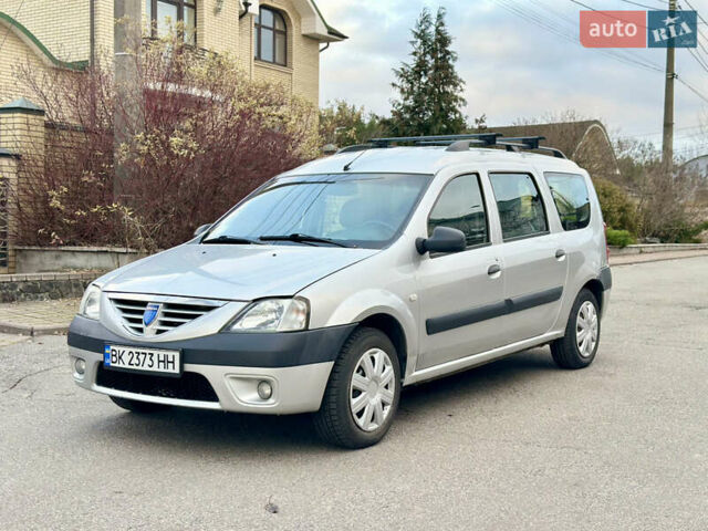 Сірий Дачія Logan MCV, об'ємом двигуна 1.6 л та пробігом 202 тис. км за 4400 $, фото 1 на Automoto.ua