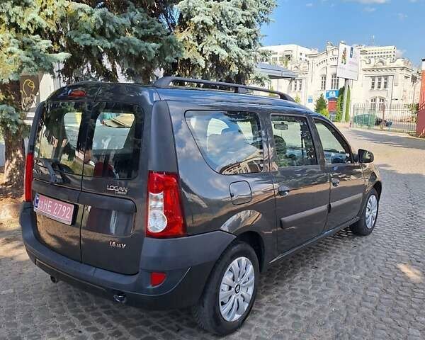 Серый Дачия Logan MCV, объемом двигателя 1.6 л и пробегом 170 тыс. км за 5700 $, фото 2 на Automoto.ua