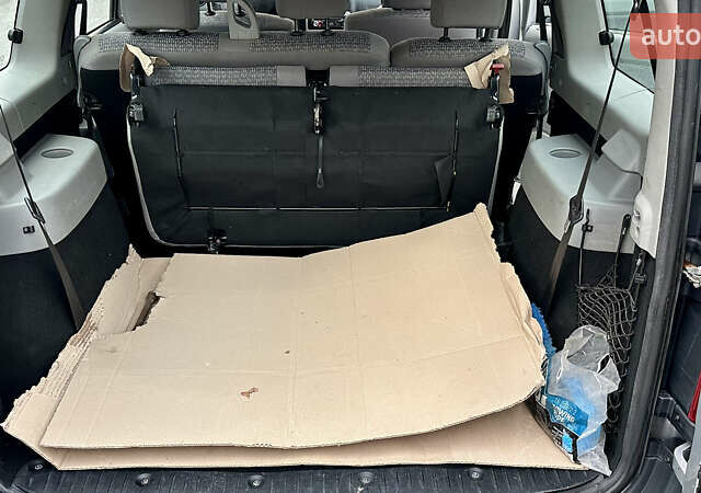 Сірий Дачія Logan MCV, об'ємом двигуна 1.6 л та пробігом 202 тис. км за 4400 $, фото 25 на Automoto.ua