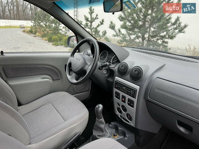 Серый Дачия Logan MCV, объемом двигателя 1.6 л и пробегом 245 тыс. км за 4999 $, фото 51 на Automoto.ua