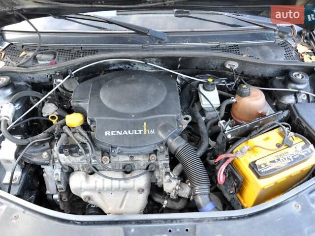 Серый Дачия Logan MCV, объемом двигателя 1.6 л и пробегом 248 тыс. км за 3200 $, фото 23 на Automoto.ua