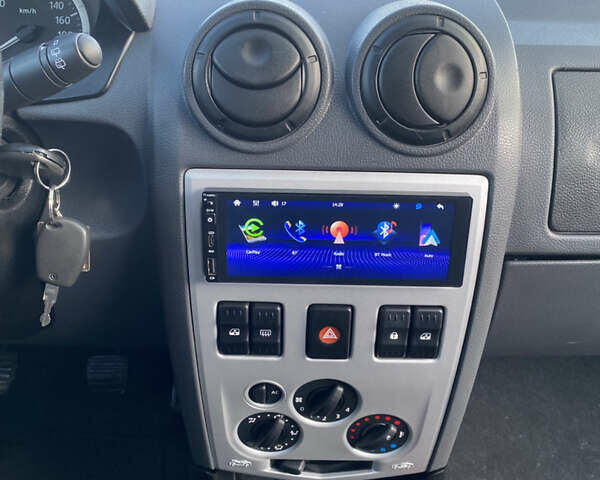 Серый Дачия Logan MCV, объемом двигателя 1.6 л и пробегом 206 тыс. км за 5300 $, фото 32 на Automoto.ua