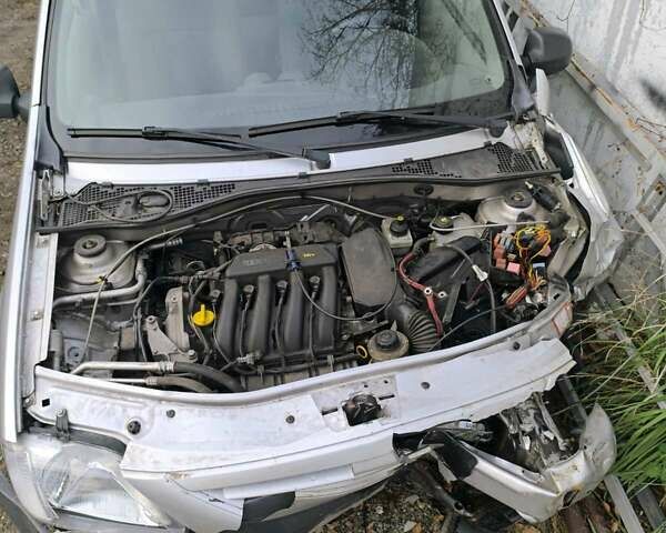 Серый Дачия Logan MCV, объемом двигателя 1.6 л и пробегом 276 тыс. км за 2100 $, фото 5 на Automoto.ua