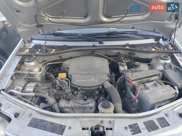 Сірий Дачія Logan MCV, об'ємом двигуна 1.6 л та пробігом 198 тис. км за 3300 $, фото 5 на Automoto.ua