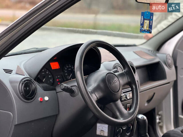 Сірий Дачія Logan MCV, об'ємом двигуна 1.6 л та пробігом 173 тис. км за 4750 $, фото 17 на Automoto.ua