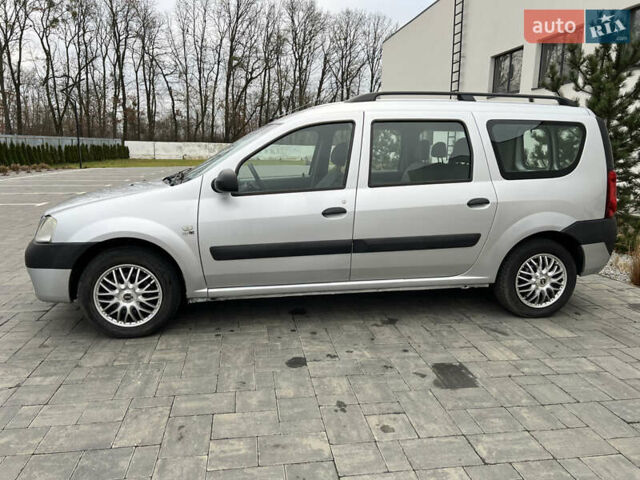 Серый Дачия Logan MCV, объемом двигателя 1.6 л и пробегом 245 тыс. км за 4999 $, фото 8 на Automoto.ua