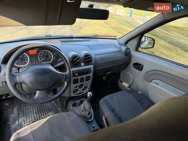 Серый Дачия Logan MCV, объемом двигателя 1.6 л и пробегом 313 тыс. км за 2999 $, фото 11 на Automoto.ua