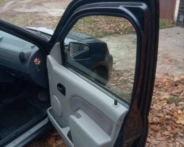 Серый Дачия Logan MCV, объемом двигателя 1.6 л и пробегом 214 тыс. км за 6200 $, фото 17 на Automoto.ua