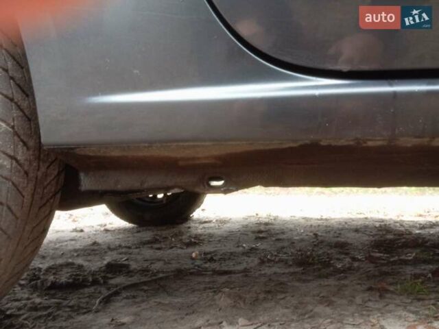 Серый Дачия Logan MCV, объемом двигателя 1.6 л и пробегом 214 тыс. км за 6200 $, фото 27 на Automoto.ua