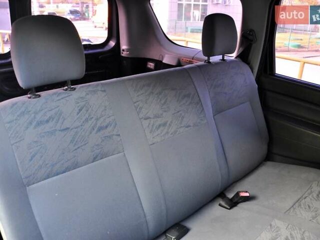 Серый Дачия Logan MCV, объемом двигателя 1.6 л и пробегом 248 тыс. км за 3200 $, фото 21 на Automoto.ua