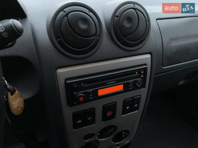 Серый Дачия Logan MCV, объемом двигателя 1.46 л и пробегом 283 тыс. км за 4700 $, фото 14 на Automoto.ua
