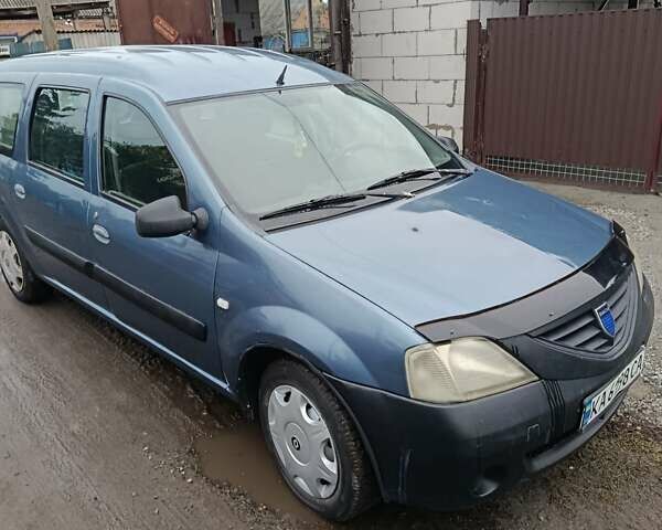 Серый Дачия Logan MCV, объемом двигателя 1.6 л и пробегом 206 тыс. км за 4150 $, фото 4 на Automoto.ua