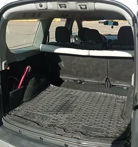 Серый Дачия Logan MCV, объемом двигателя 1.6 л и пробегом 278 тыс. км за 6000 $, фото 21 на Automoto.ua