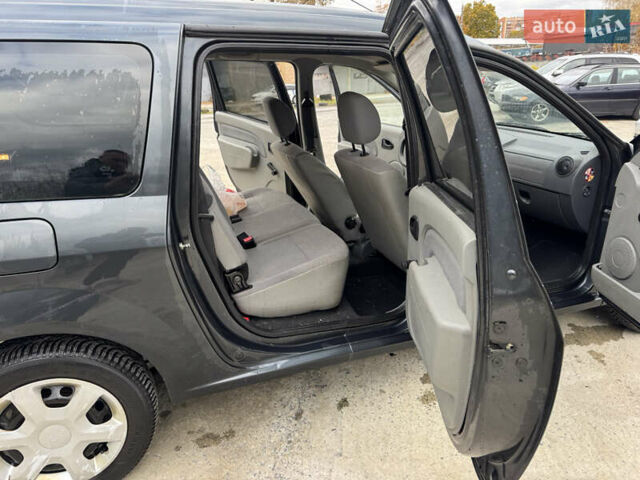 Дачія Logan MCV 2008 у Рівному на Automoto.ua Сірий Дачія Logan MCV, об'ємом двигуна 1.6 л та пробігом 167 тис. км за 4899 $, фото 16 на Automoto.ua