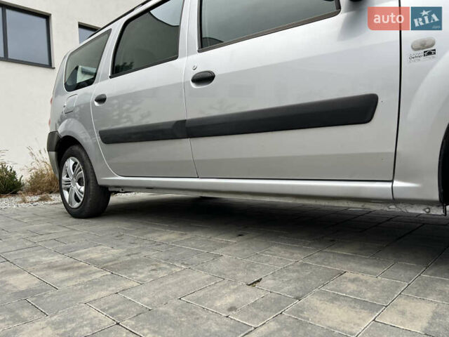 Серый Дачия Logan MCV, объемом двигателя 1.6 л и пробегом 245 тыс. км за 4999 $, фото 30 на Automoto.ua