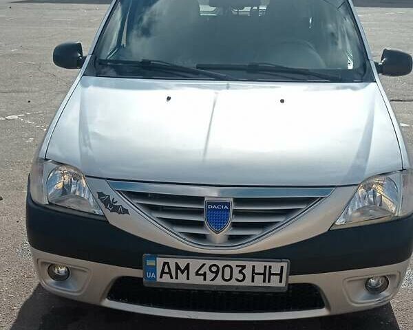 Серый Дачия Logan MCV, объемом двигателя 1.6 л и пробегом 278 тыс. км за 6000 $, фото 7 на Automoto.ua