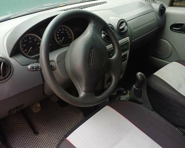 Серый Дачия Logan MCV, объемом двигателя 1.6 л и пробегом 126 тыс. км за 4300 $, фото 6 на Automoto.ua