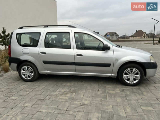 Серый Дачия Logan MCV, объемом двигателя 1.6 л и пробегом 245 тыс. км за 4999 $, фото 21 на Automoto.ua