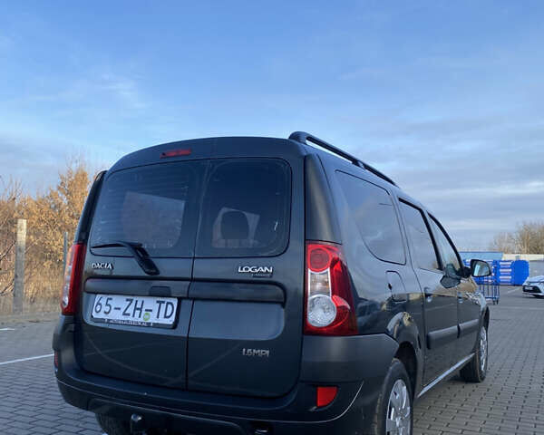Серый Дачия Logan MCV, объемом двигателя 1.6 л и пробегом 206 тыс. км за 5300 $, фото 13 на Automoto.ua