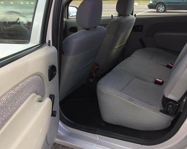 Дачия Logan MCV 2008 в Черновцах на Automoto.ua Серый Дачия Logan MCV, объемом двигателя 1.6 л и пробегом 110 тыс. км за 5450 $, фото 27 на Automoto.ua