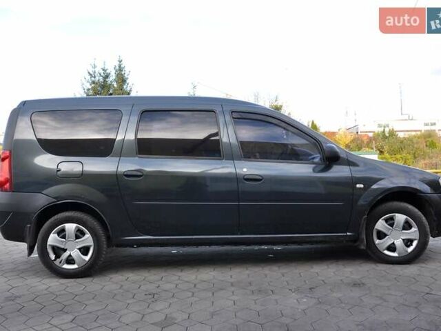 Серый Дачия Logan MCV, объемом двигателя 1.6 л и пробегом 248 тыс. км за 3200 $, фото 6 на Automoto.ua