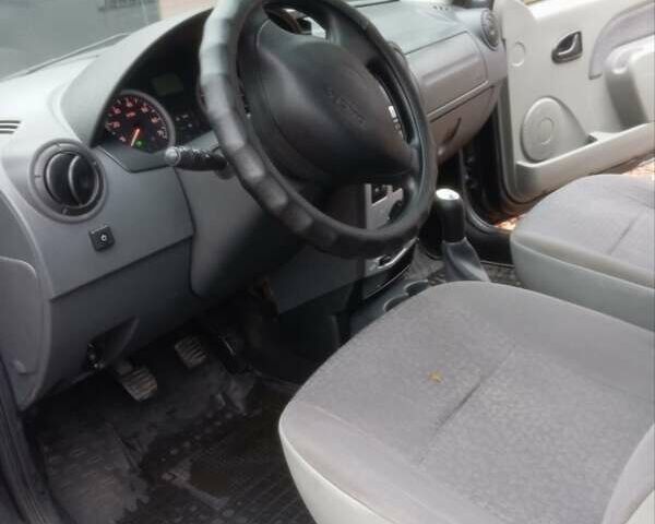 Серый Дачия Logan MCV, объемом двигателя 1.6 л и пробегом 214 тыс. км за 6200 $, фото 5 на Automoto.ua