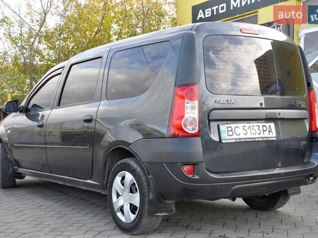 Серый Дачия Logan MCV, объемом двигателя 1.6 л и пробегом 248 тыс. км за 3200 $, фото 12 на Automoto.ua