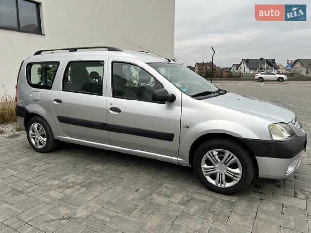 Серый Дачия Logan MCV, объемом двигателя 1.6 л и пробегом 245 тыс. км за 4999 $, фото 22 на Automoto.ua