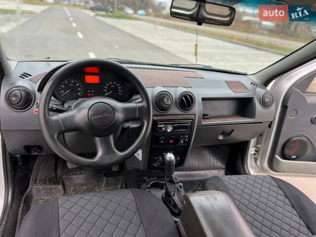 Сірий Дачія Logan MCV, об'ємом двигуна 1.6 л та пробігом 173 тис. км за 4750 $, фото 24 на Automoto.ua