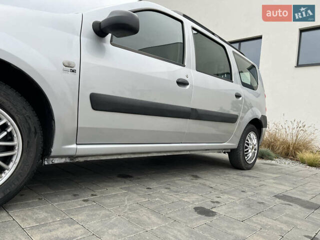 Серый Дачия Logan MCV, объемом двигателя 1.6 л и пробегом 245 тыс. км за 4999 $, фото 28 на Automoto.ua