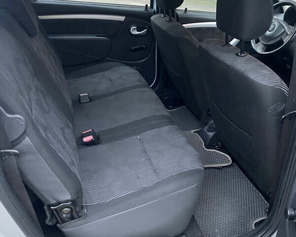 Сірий Дачія Logan MCV, об'ємом двигуна 1.6 л та пробігом 213 тис. км за 6450 $, фото 18 на Automoto.ua