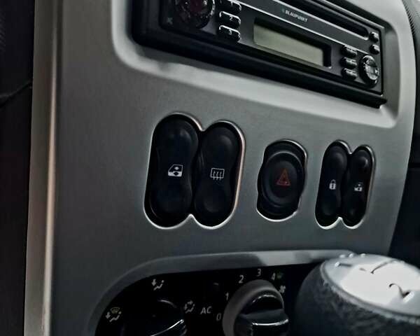 Серый Дачия Logan MCV, объемом двигателя 1.6 л и пробегом 169 тыс. км за 6500 $, фото 52 на Automoto.ua