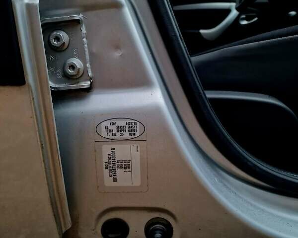 Серый Дачия Logan MCV, объемом двигателя 1.6 л и пробегом 169 тыс. км за 6500 $, фото 86 на Automoto.ua