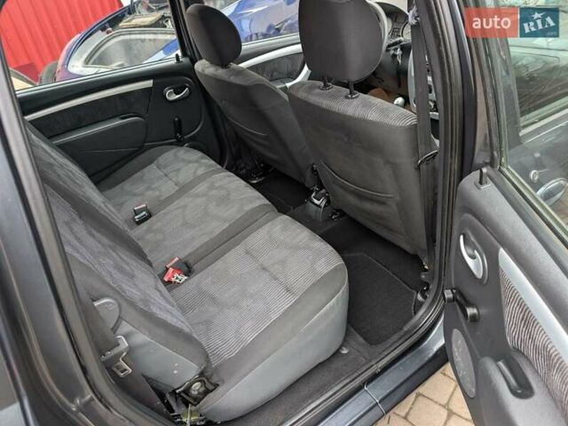 Сірий Дачія Logan MCV, об'ємом двигуна 1.6 л та пробігом 202 тис. км за 5999 $, фото 39 на Automoto.ua