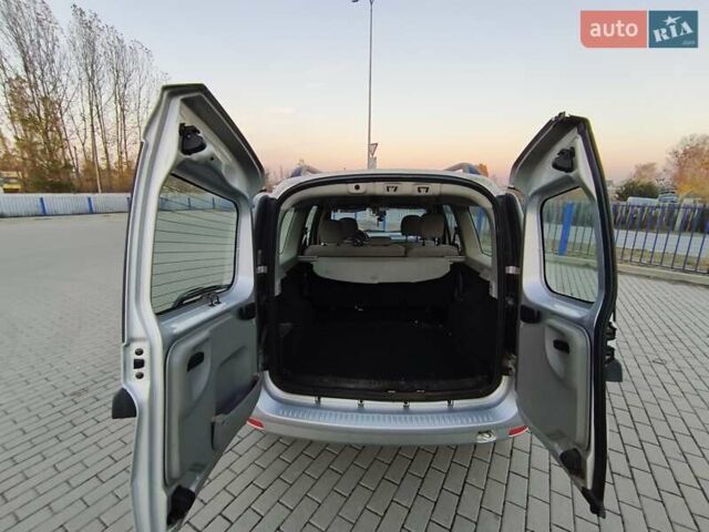 Серый Дачия Logan MCV, объемом двигателя 1.4 л и пробегом 188 тыс. км за 4500 $, фото 7 на Automoto.ua