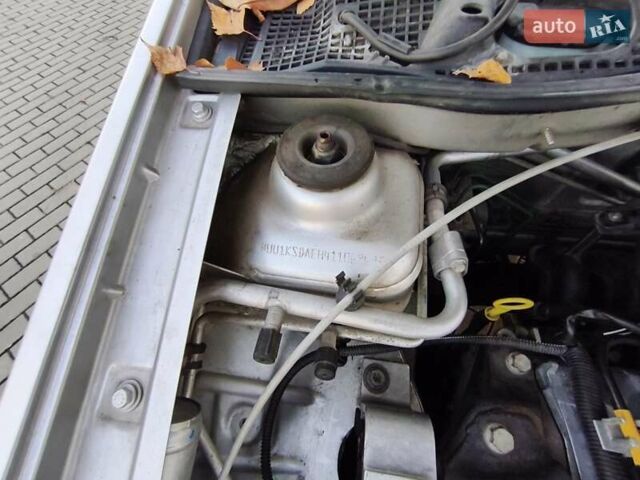 Серый Дачия Logan MCV, объемом двигателя 1.4 л и пробегом 188 тыс. км за 4500 $, фото 10 на Automoto.ua