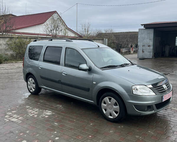 Сірий Дачія Logan MCV, об'ємом двигуна 1.6 л та пробігом 212 тис. км за 5800 $, фото 3 на Automoto.ua