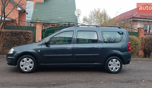 Серый Дачия Logan MCV, объемом двигателя 1.6 л и пробегом 180 тыс. км за 6650 $, фото 2 на Automoto.ua