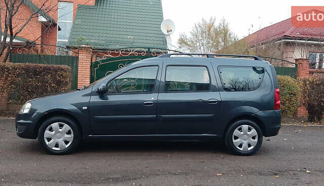 Серый Дачия Logan MCV, объемом двигателя 1.6 л и пробегом 180 тыс. км за 6650 $, фото 3 на Automoto.ua
