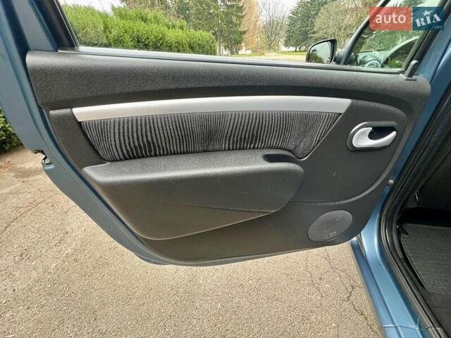 Сірий Дачія Logan MCV, об'ємом двигуна 1.6 л та пробігом 168 тис. км за 6800 $, фото 70 на Automoto.ua