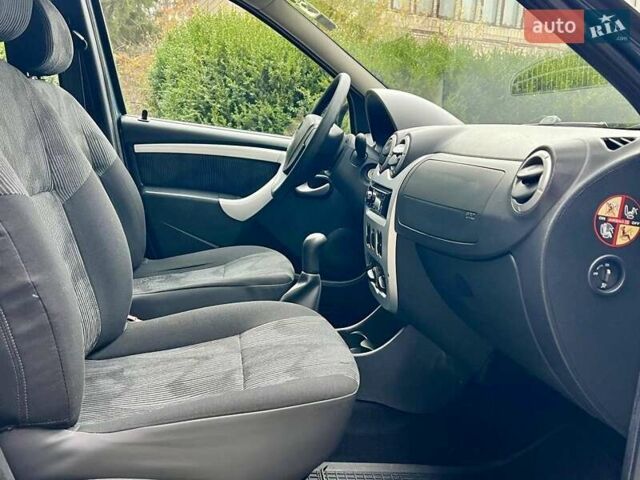 Сірий Дачія Logan MCV, об'ємом двигуна 1.6 л та пробігом 168 тис. км за 6800 $, фото 71 на Automoto.ua