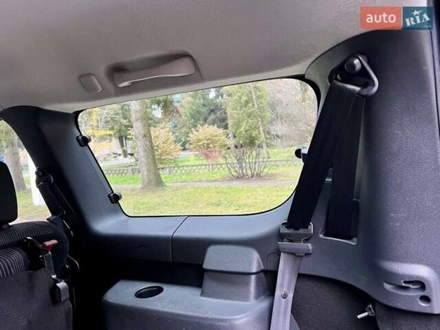 Сірий Дачія Logan MCV, об'ємом двигуна 1.6 л та пробігом 168 тис. км за 6800 $, фото 100 на Automoto.ua