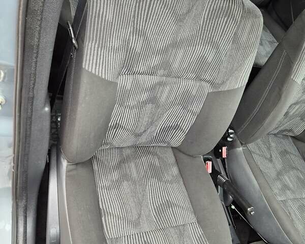 Серый Дачия Logan MCV, объемом двигателя 1.6 л и пробегом 174 тыс. км за 5950 $, фото 81 на Automoto.ua