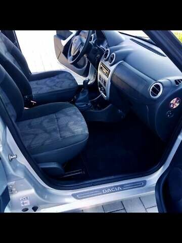 Сірий Дачія Logan MCV, об'ємом двигуна 1.6 л та пробігом 162 тис. км за 6950 $, фото 25 на Automoto.ua