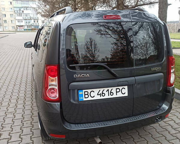 Сірий Дачія Logan MCV, об'ємом двигуна 1.6 л та пробігом 114 тис. км за 6999 $, фото 2 на Automoto.ua