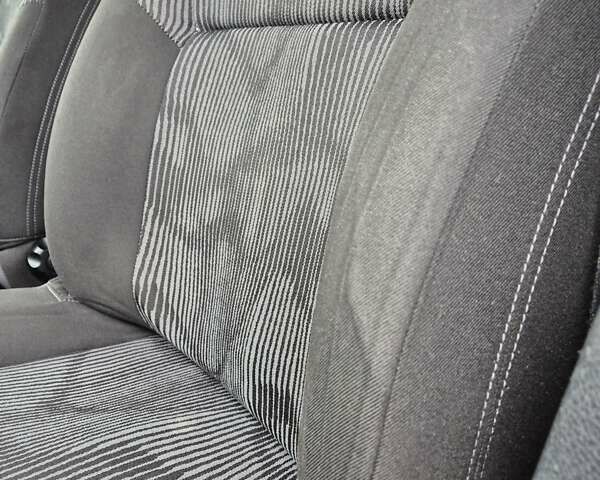 Серый Дачия Logan MCV, объемом двигателя 1.6 л и пробегом 174 тыс. км за 5950 $, фото 58 на Automoto.ua