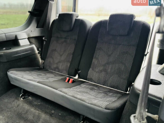 Серый Дачия Logan MCV, объемом двигателя 1.6 л и пробегом 78 тыс. км за 8200 $, фото 12 на Automoto.ua