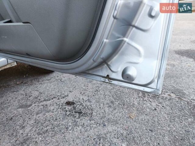 Серый Дачия Logan MCV, объемом двигателя 1.6 л и пробегом 219 тыс. км за 5900 $, фото 23 на Automoto.ua